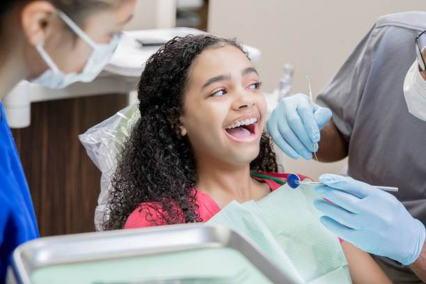 Best Weekend Emergency Dentist in Schlusser, PA